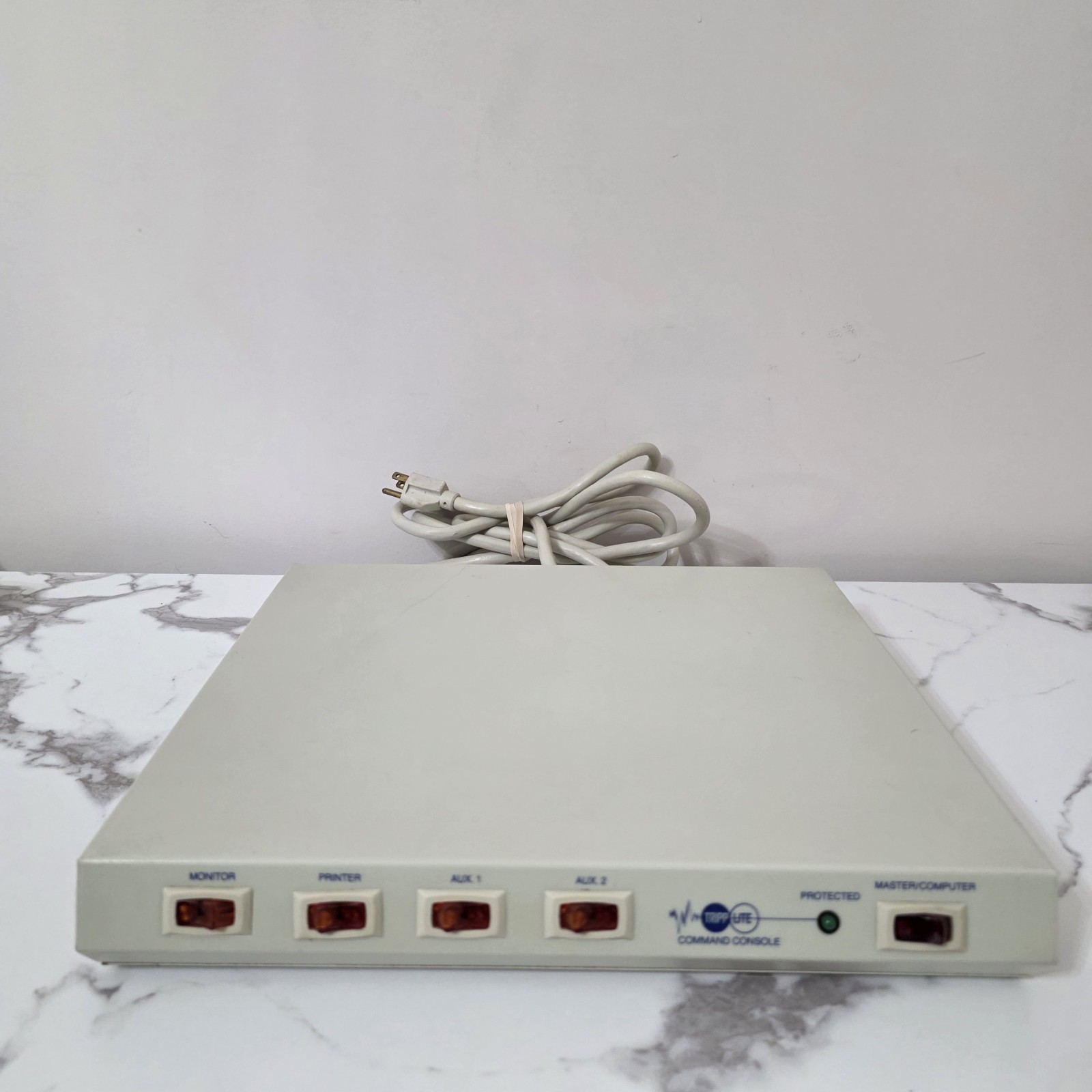 Tripp Lite CCI 6-12 Isobar Command Console Computer Power Supply