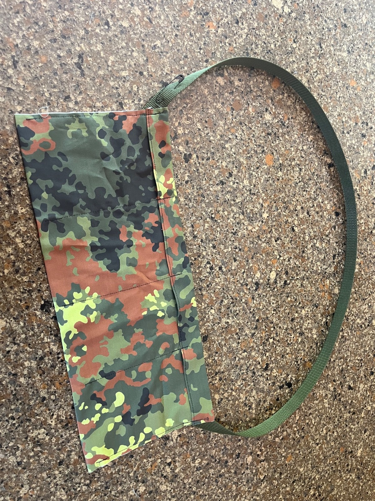 M8 bandoleer, 4 pocket expandable bandolier, German Bundeswehr Flecktarn camo