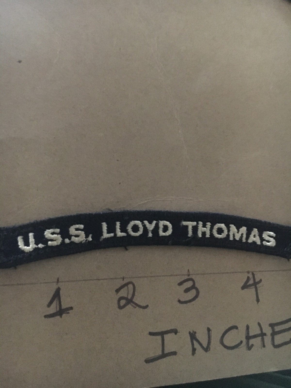US NAVY SHOULDER STRIP TAB *** rocker *** Patch USS Lloyd Thomas