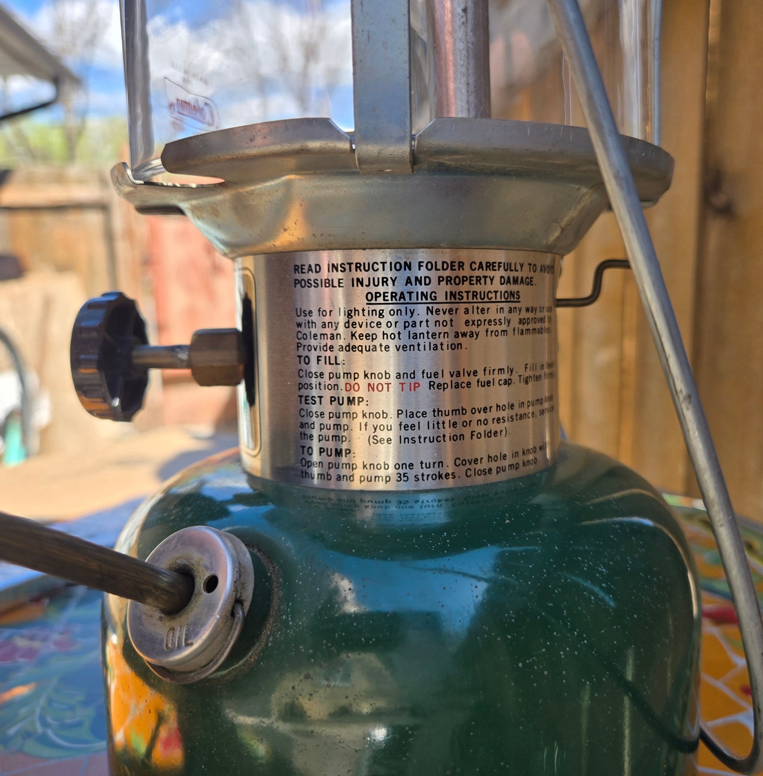 Coleman 1981 Lantern 220K Double Mantle Globe