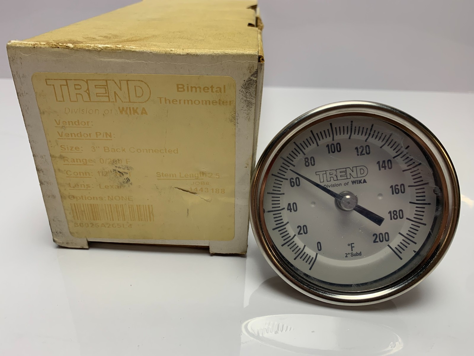 NEW! TREND INSTRUMENTS THERMOMETER 3" BACK CONNECTED 200 PSI 2.5" Stem