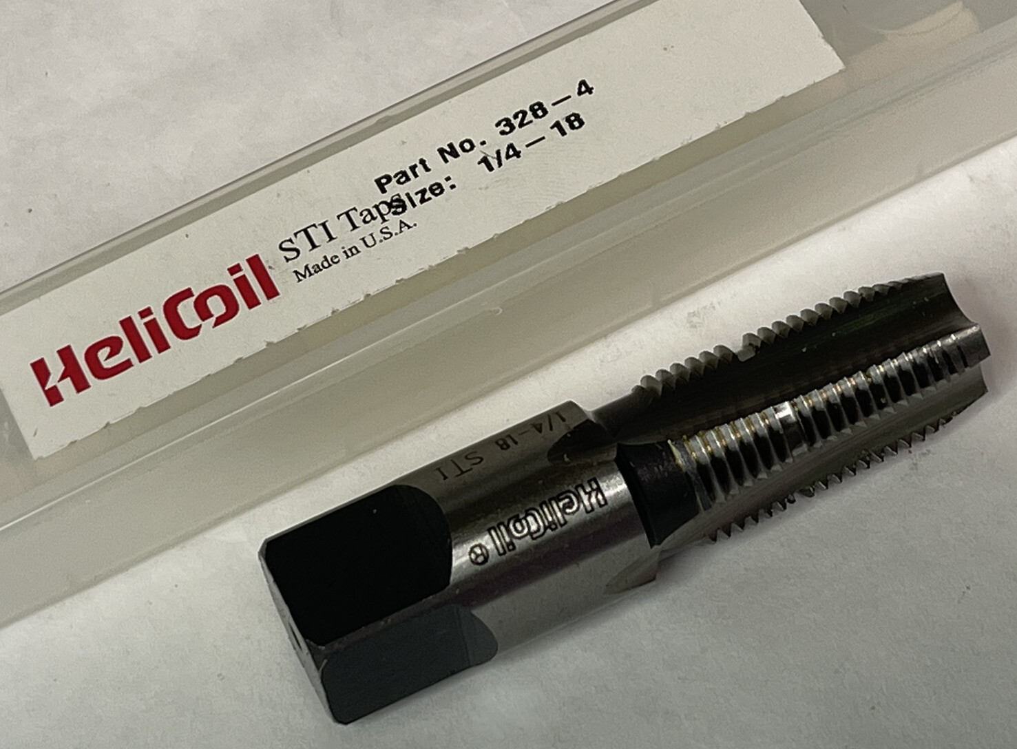 1/4-18 NPT Thread 4 Flutes, Plug Chamfer Bright Finish HSS Pipe STI TAP(23AG37)