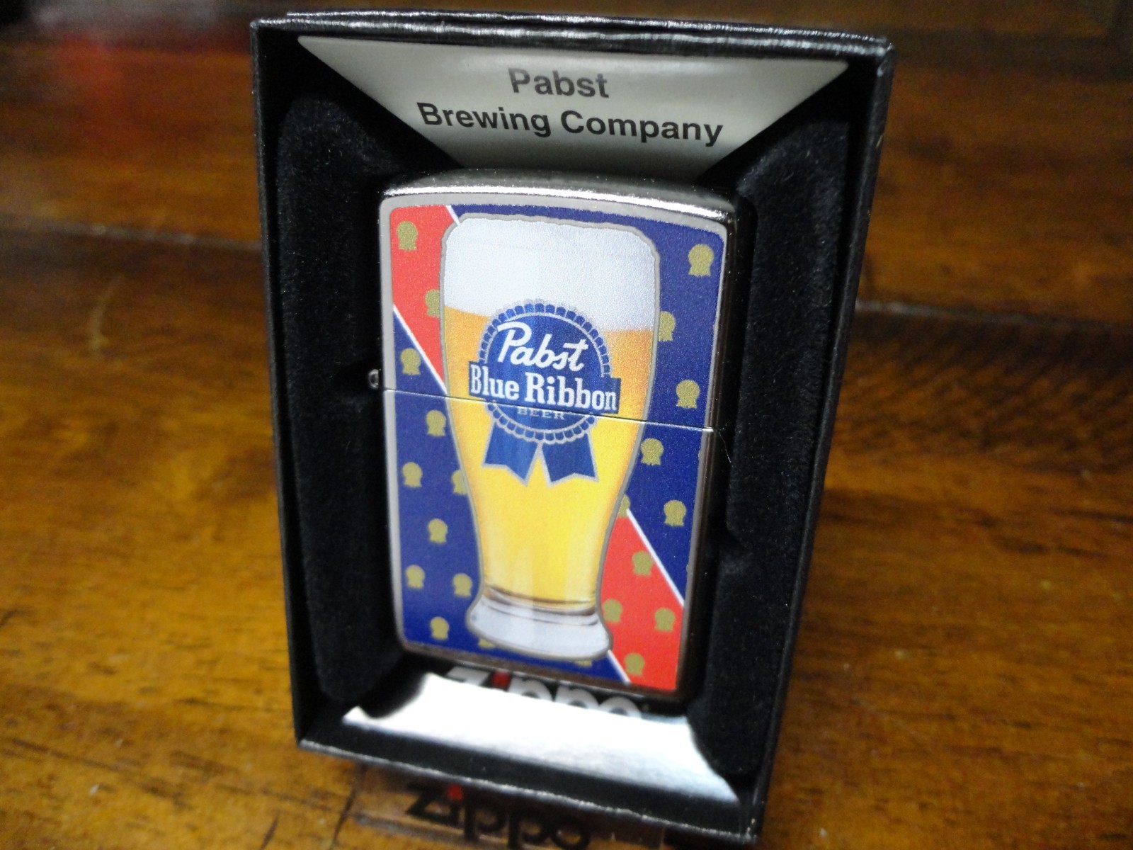 PABST BLUE RIBBON BEER GLASS OF BEER ZIPPO LIGHTER MINT IN BOX