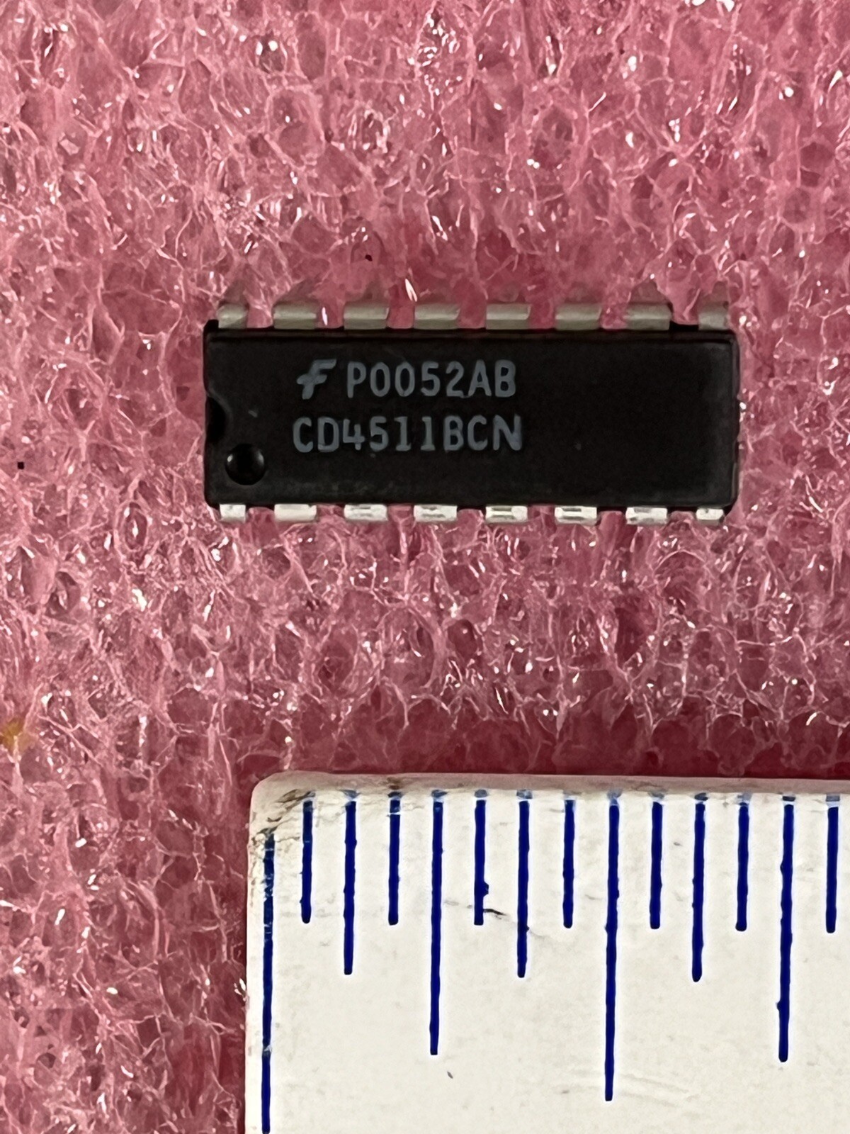 CD4511BCN IC LED DISPLAY DRIVER 7 SEG 16 PIN DIP FAIRCHILD (LOT OF 2)