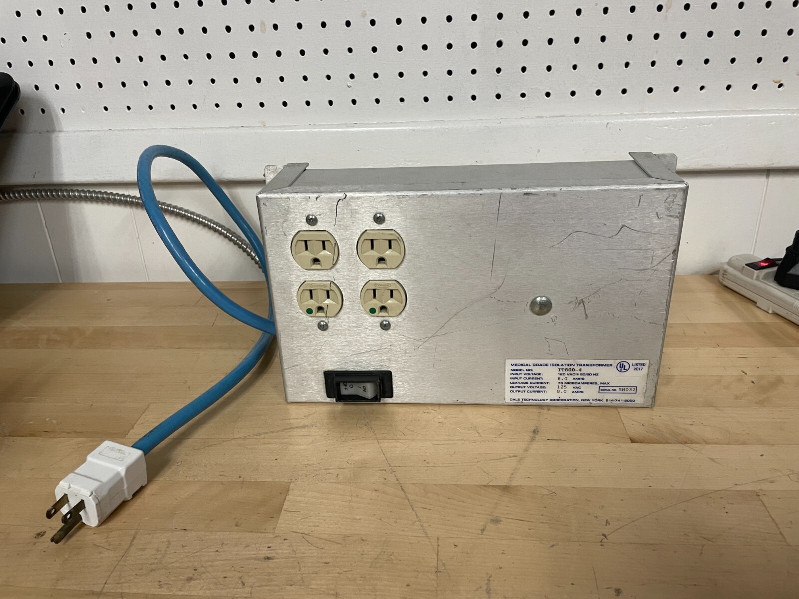 Dale Technology IT800-4 120VAC * insulation transformer