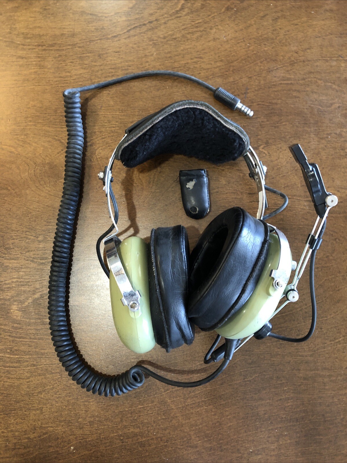 David Clark Headset Military Used Aviation Headset H10-75 (DZ-inventory)