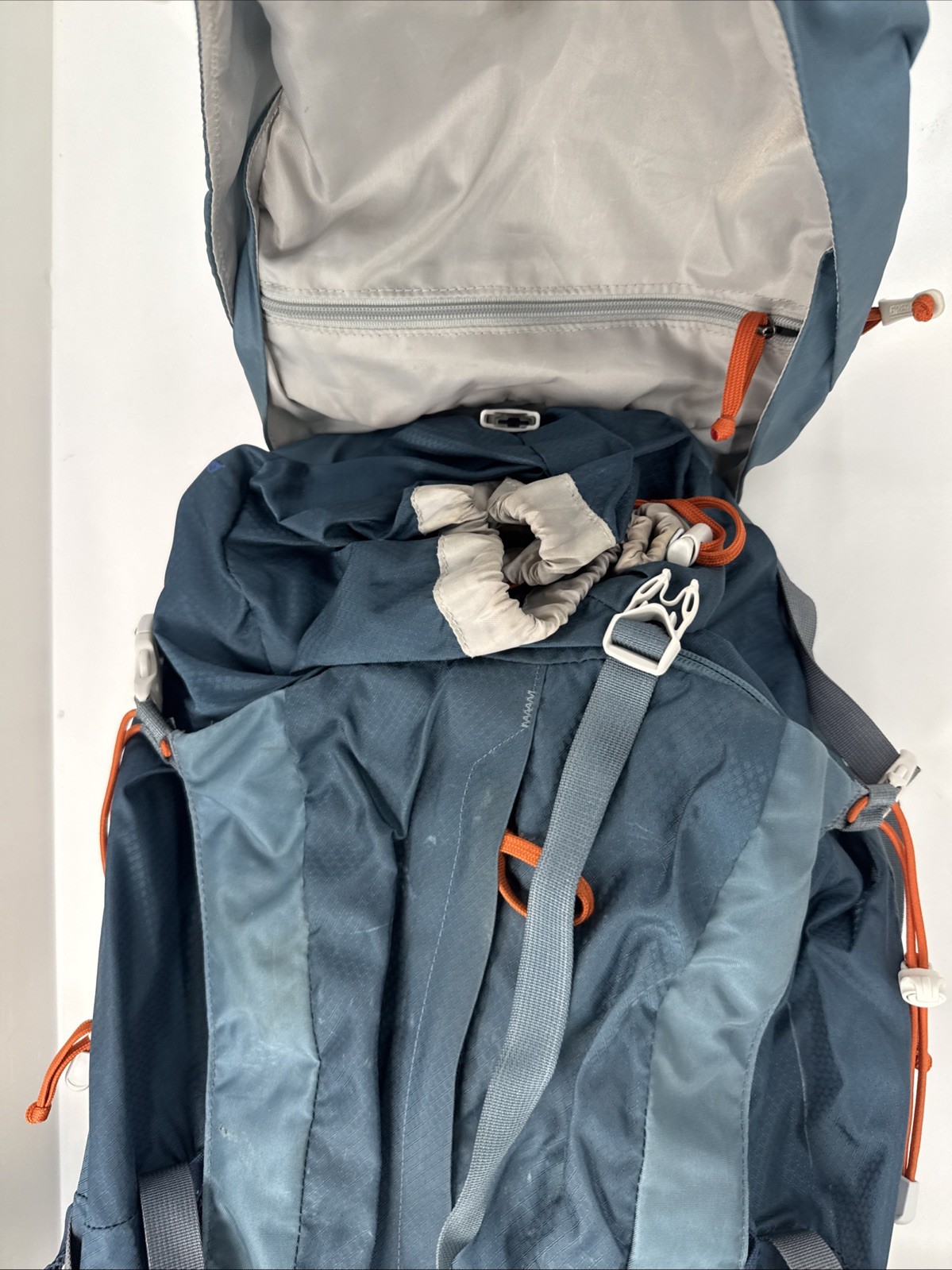 Gregory Z 40 Hiking Backpack (Size Large) Camping Outdoors Scouting