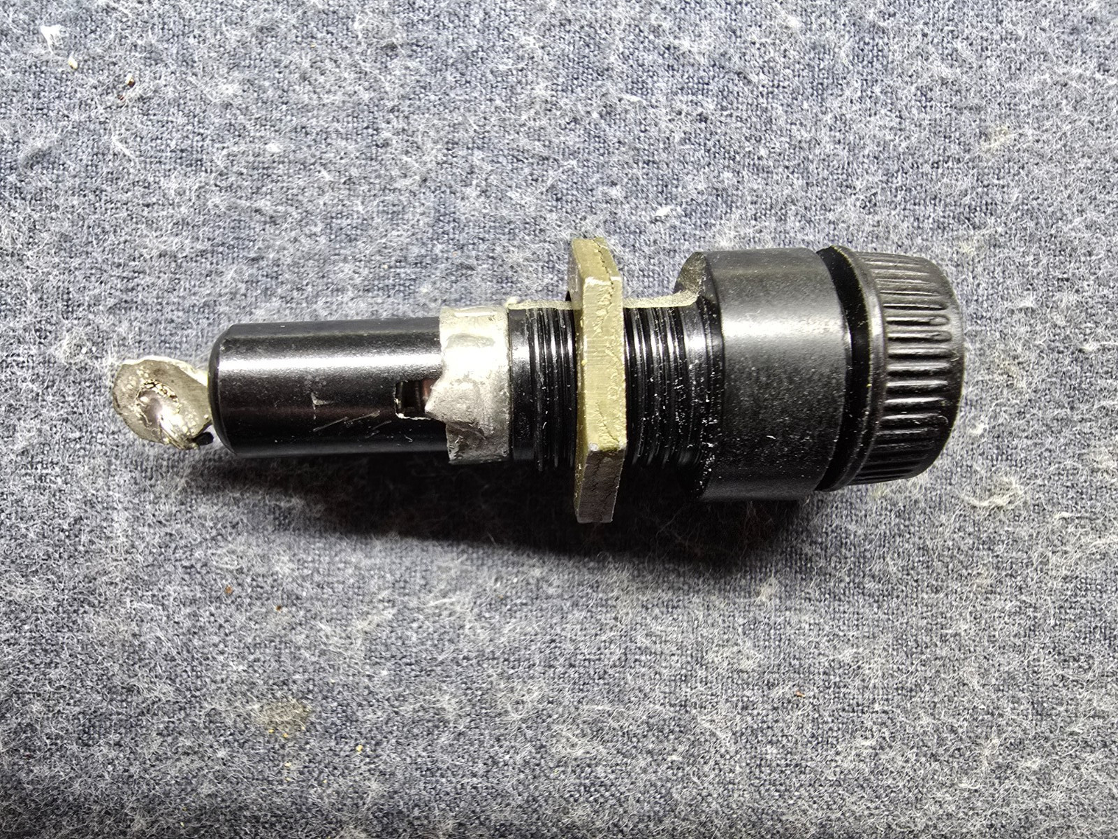 Hammarlund HQ - 180 Ham Radio Receiver Part - AC Fuse Holder & Fuse