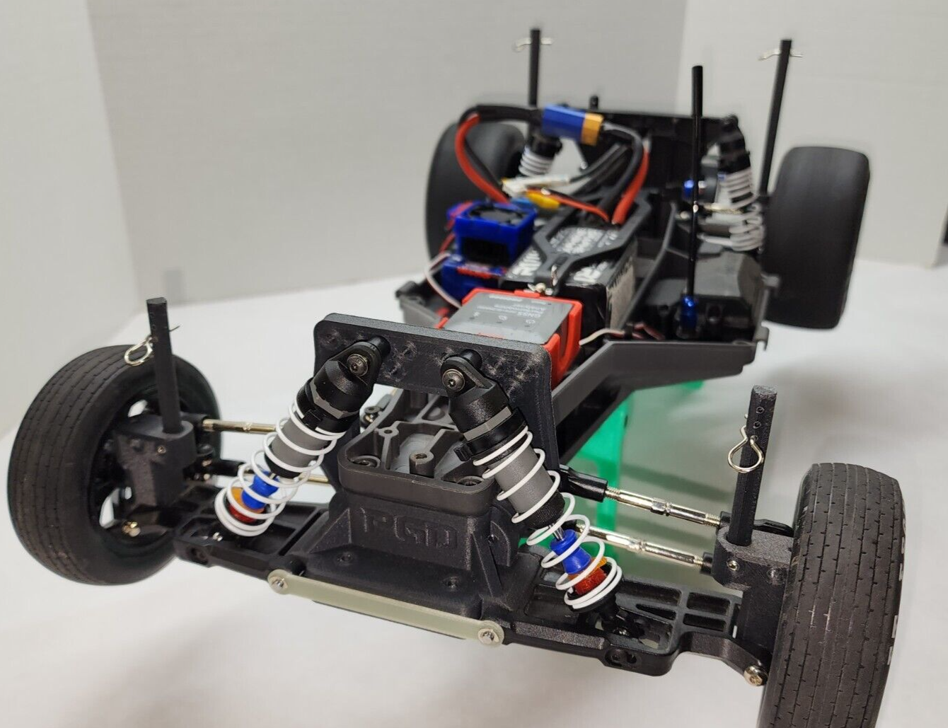 Traxxas Drag Slash 0 Degree Bulkhead with Adjustable Shock Mount