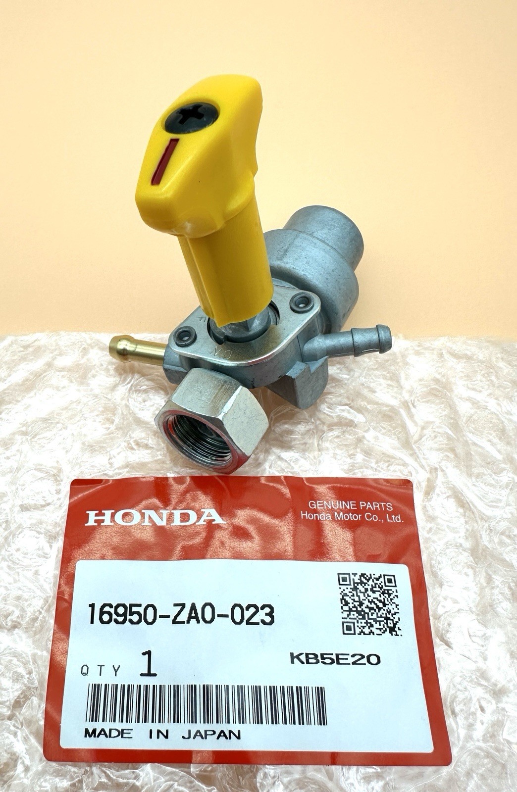 HONDA Petcock Valve Assy EB11000 EL5000 ES6500K1 GX610 16950-ZA0-023 Genuine OEM