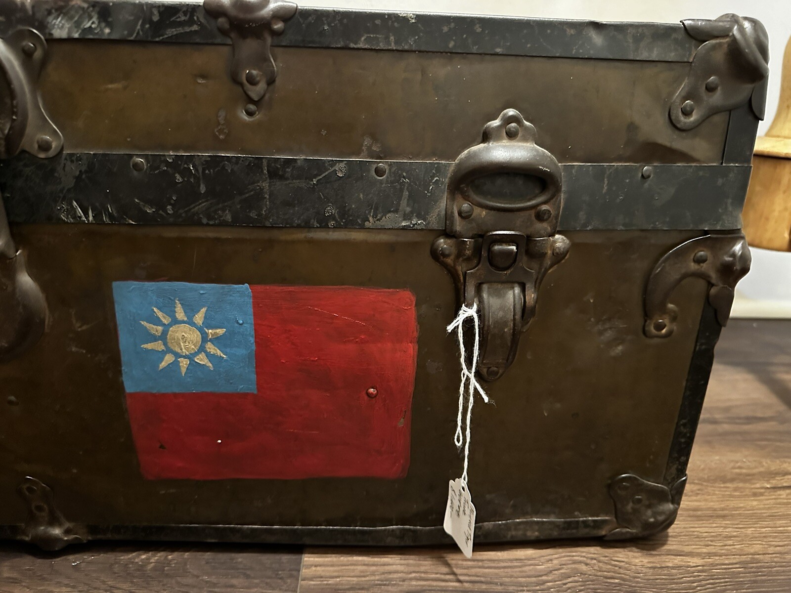 WWII Painted Flying Tigers Style US Air Force Trunk
