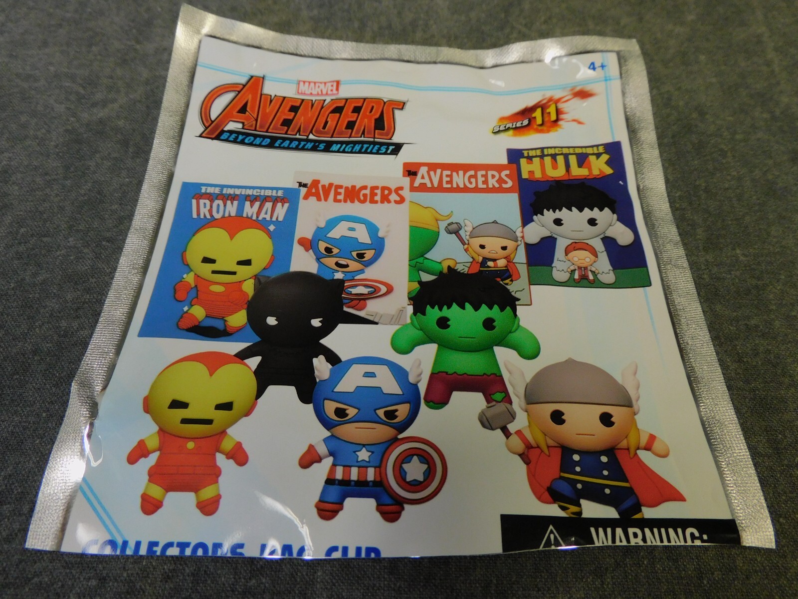 Marvel Avengers NEW * Thor Clip * Blind Bag Comic Covers Monogram
