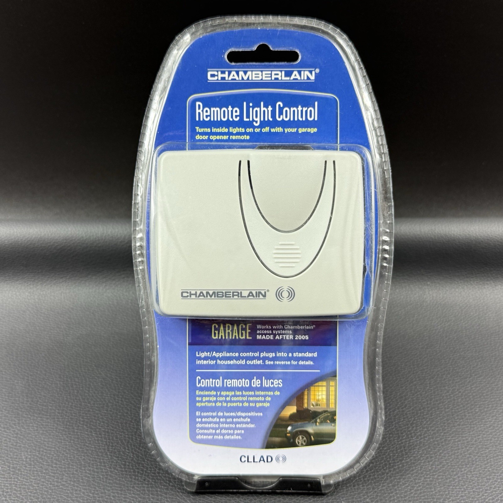 Chamberlain Remote Light Control 141C2311-2 CLLAD Turns Inside Lights On/Off NEW