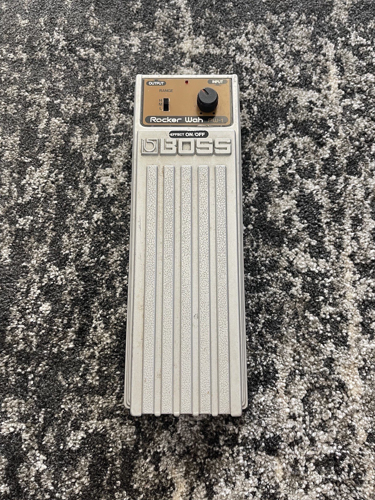 Boss Roland PW-1 Rocker Wah Wah Vintage Guitar Effect Pedal MIJ Japan