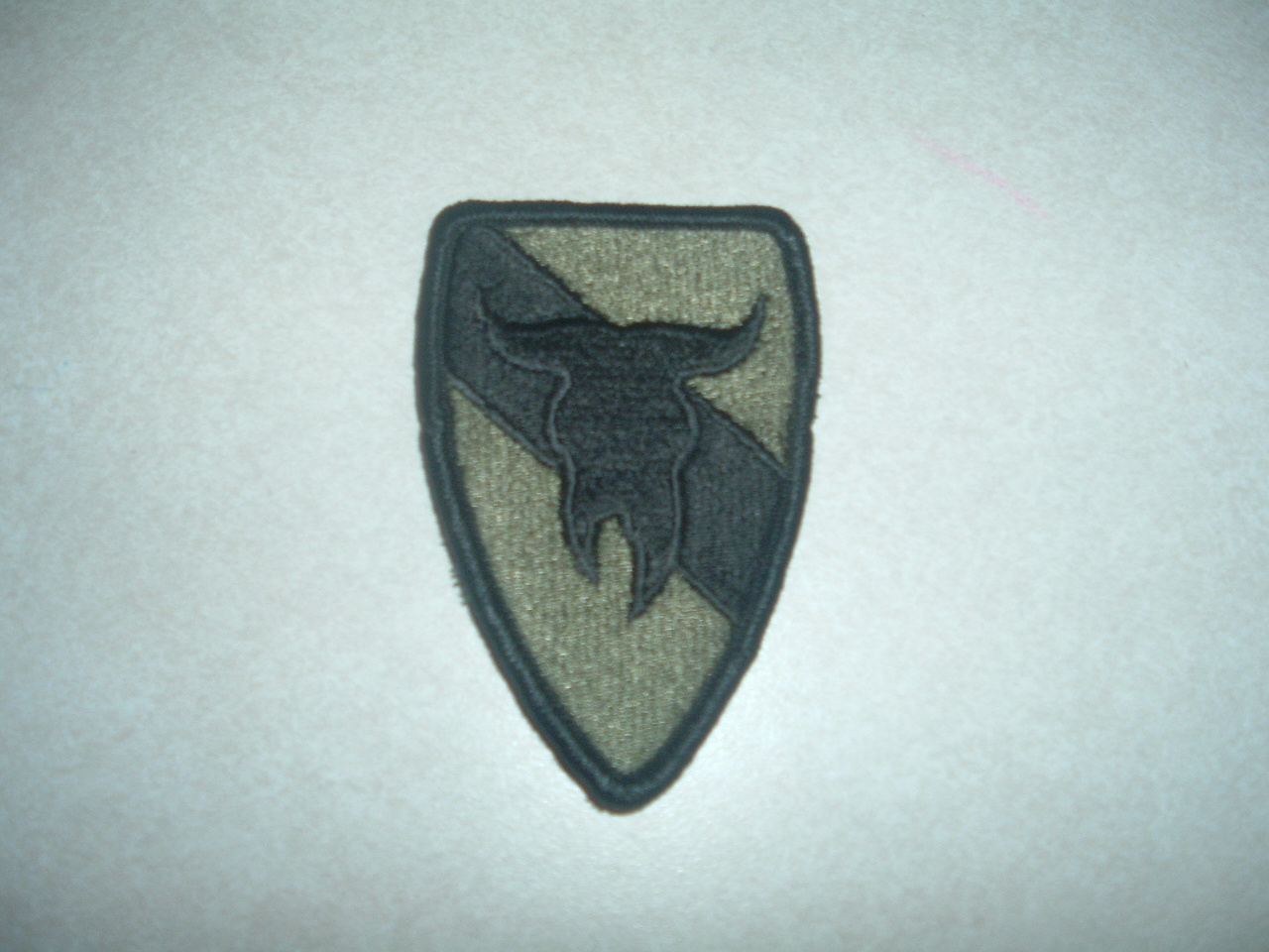 MILITARY PATCH US ARMY 163RD ARMORED CALVARY REGIMENT SUBDUED NEW OLD STOCK
