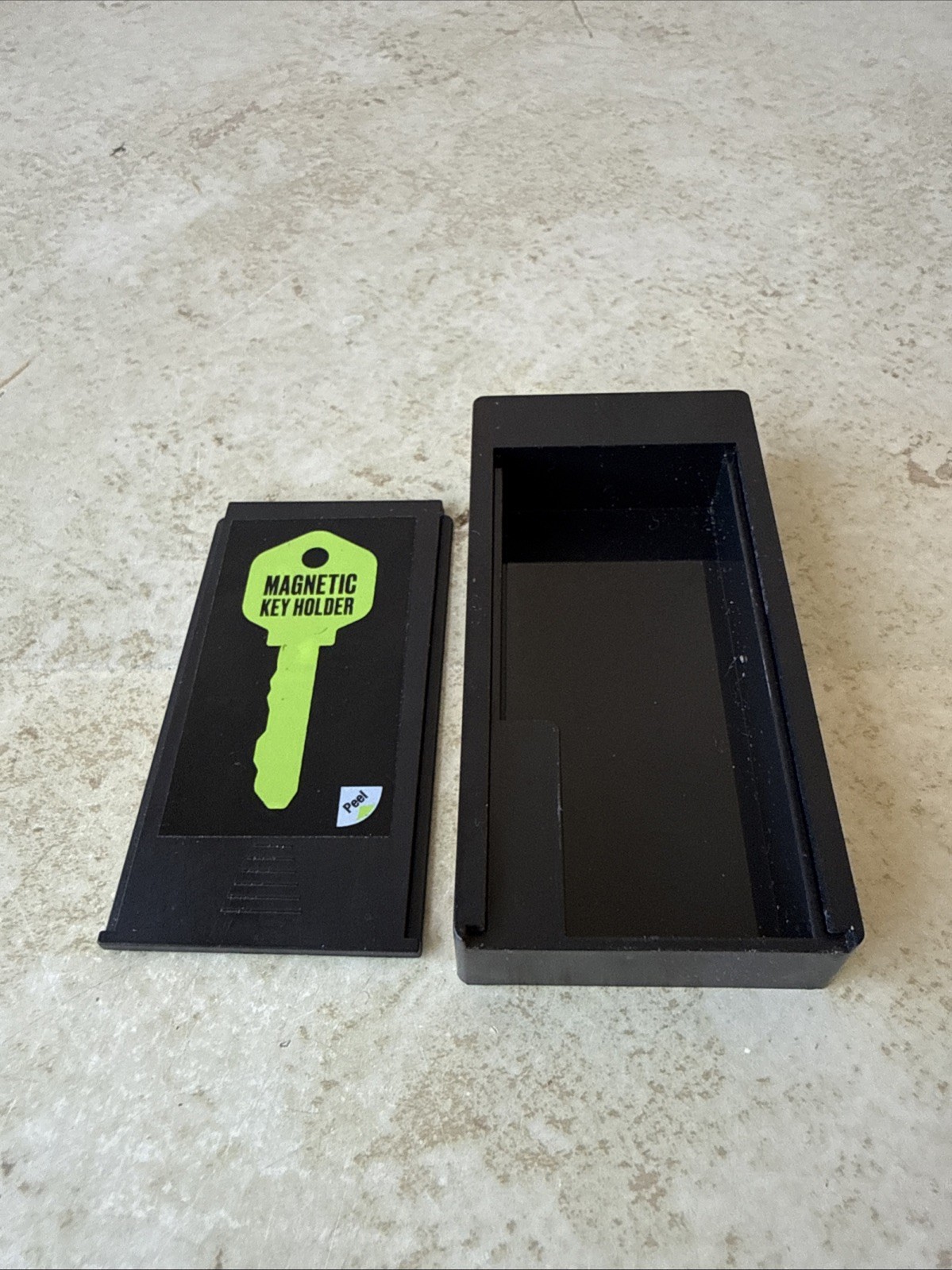 Large Plastic Magnetic Key Case