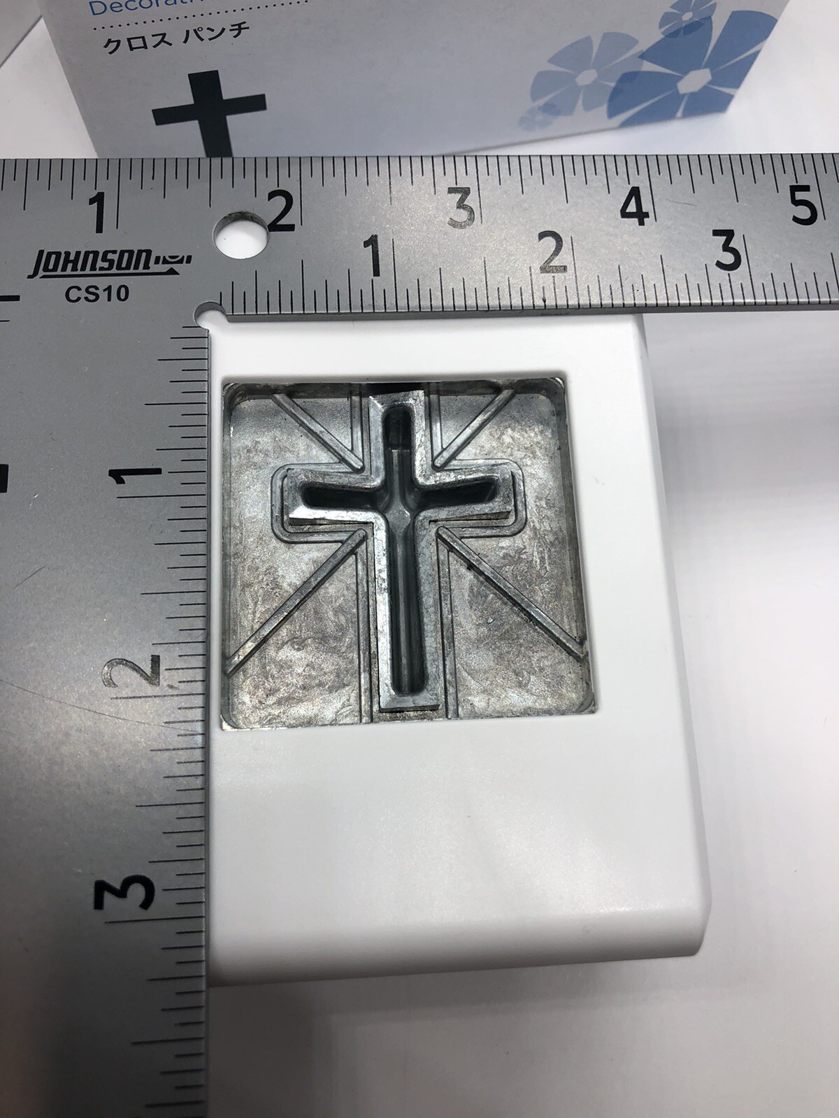 Creative Memories Cross Punch Brand New 2020