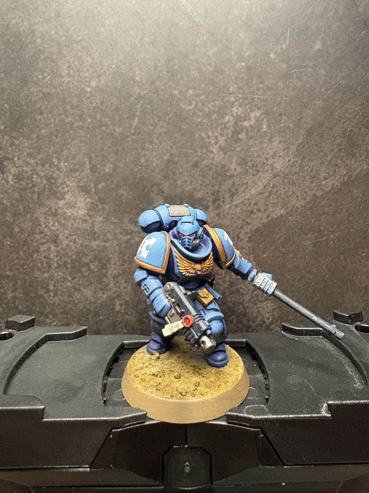 [40K] Ultramarines Assault Intercessors - Well Painted