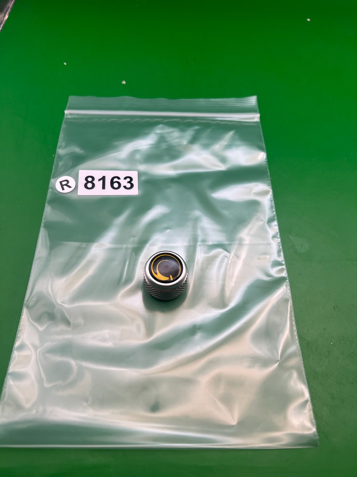 Thread saver silver Check It