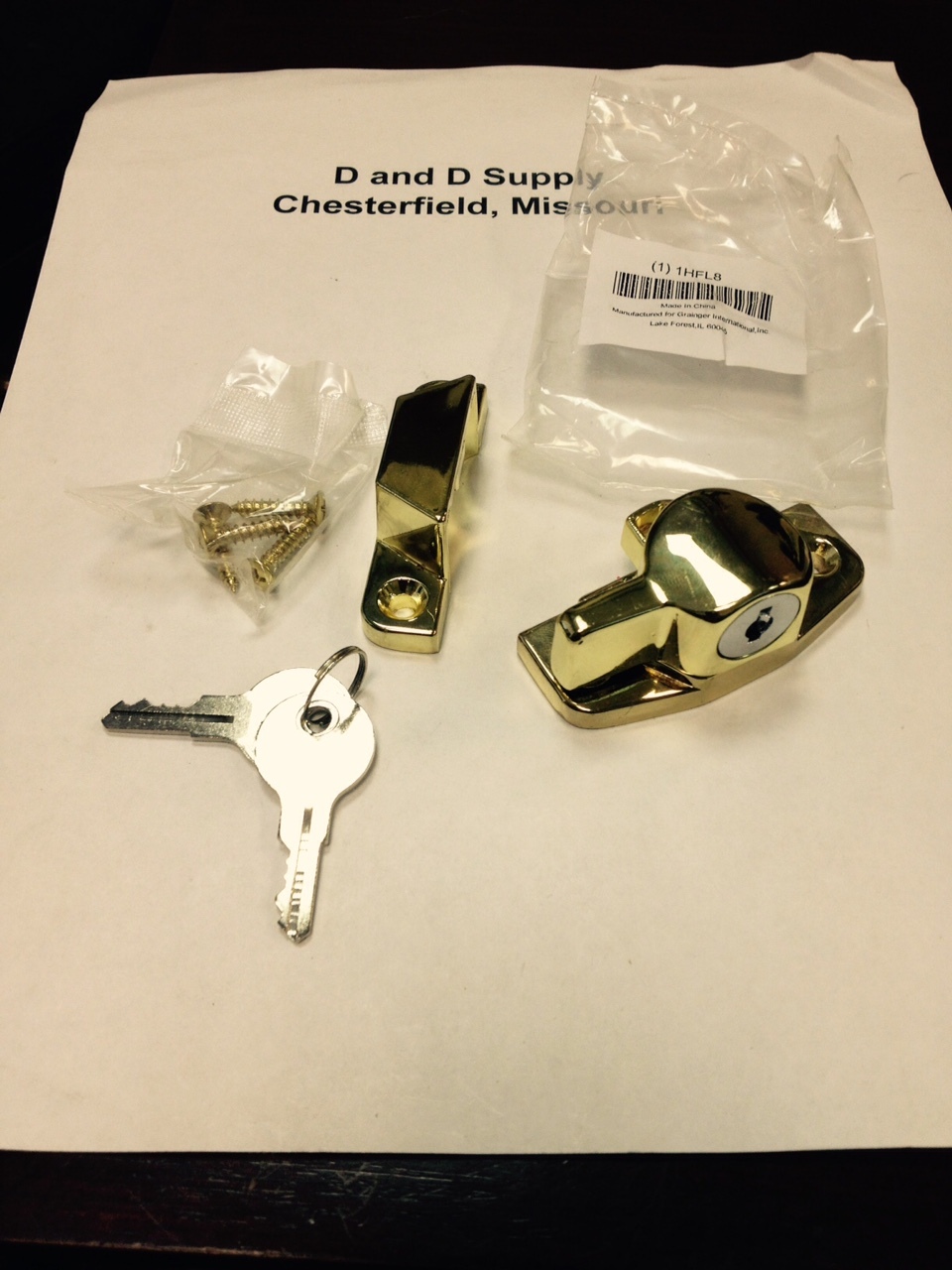 BATTALION 1HFL8 Window Sash Lock with Key, Brass, 2 1/2 In L