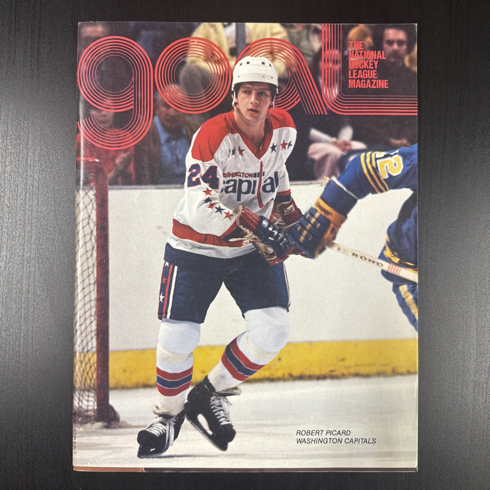 Vintage NHL GOAL Magazine ROBERT PICARD Cover  LA Kings Schedules & More!