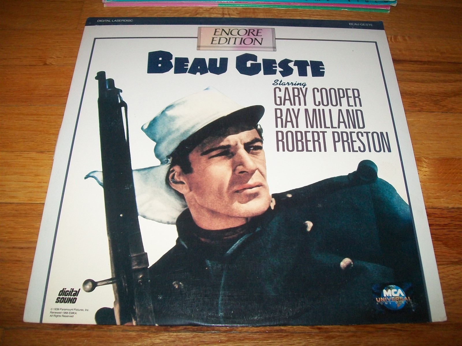 BEAU GESTE Laserdisc LD ENCORE EDITION VERY GOOD CONDITION VERY RARE W/TRAILER