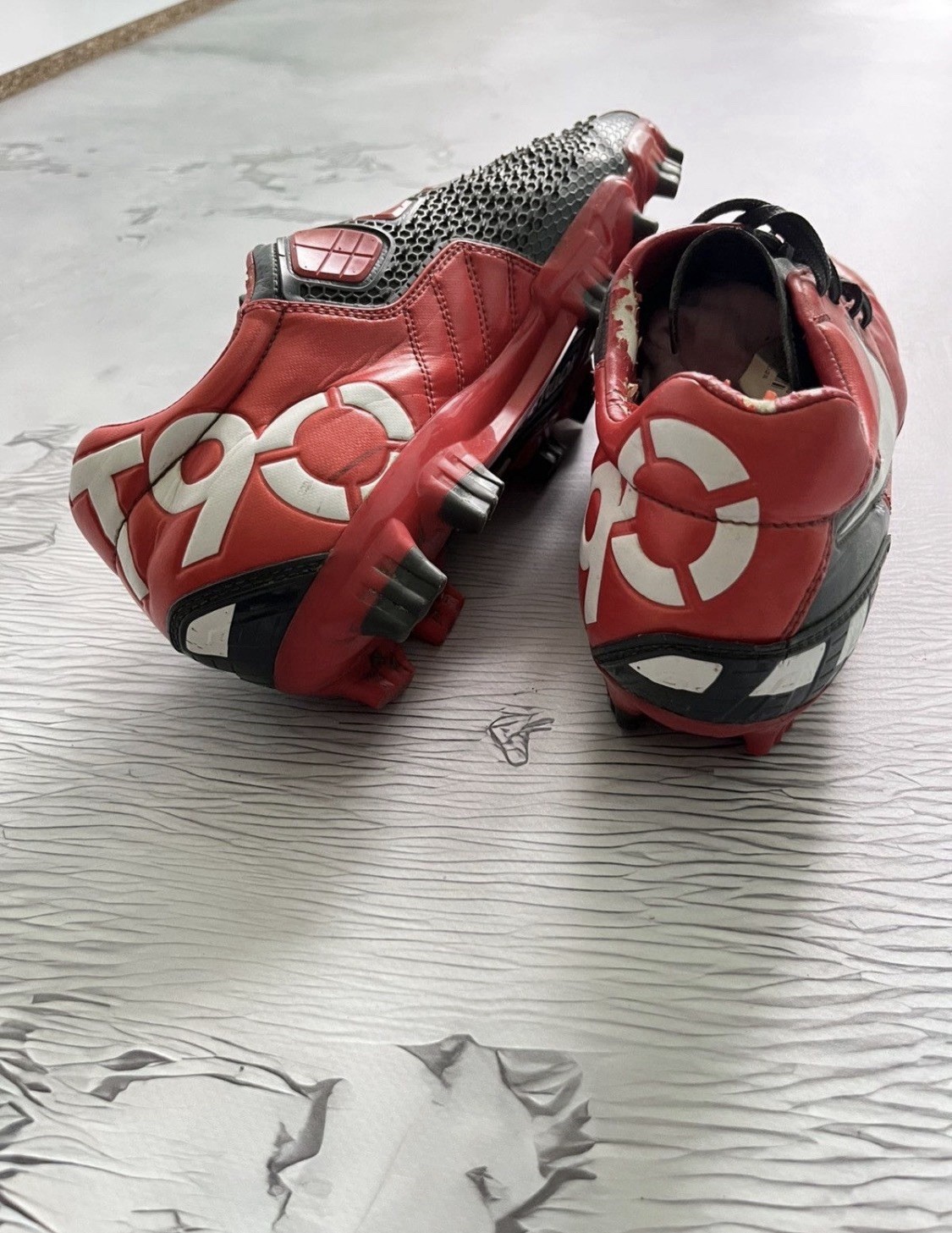 Nike Total 90 Shoot III Vintage Football Soccer Boots Red Size: US 10.5