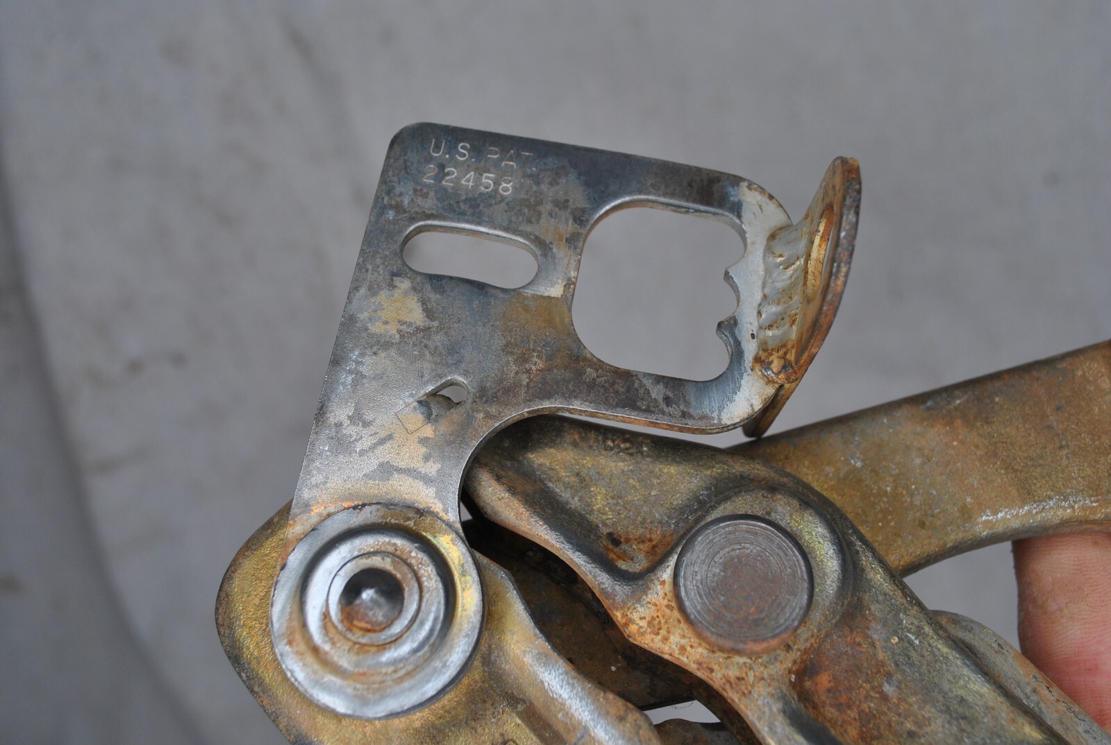 KLEIN TOOL PULLING GRIP 1659 40H cable puller tool lineman tool