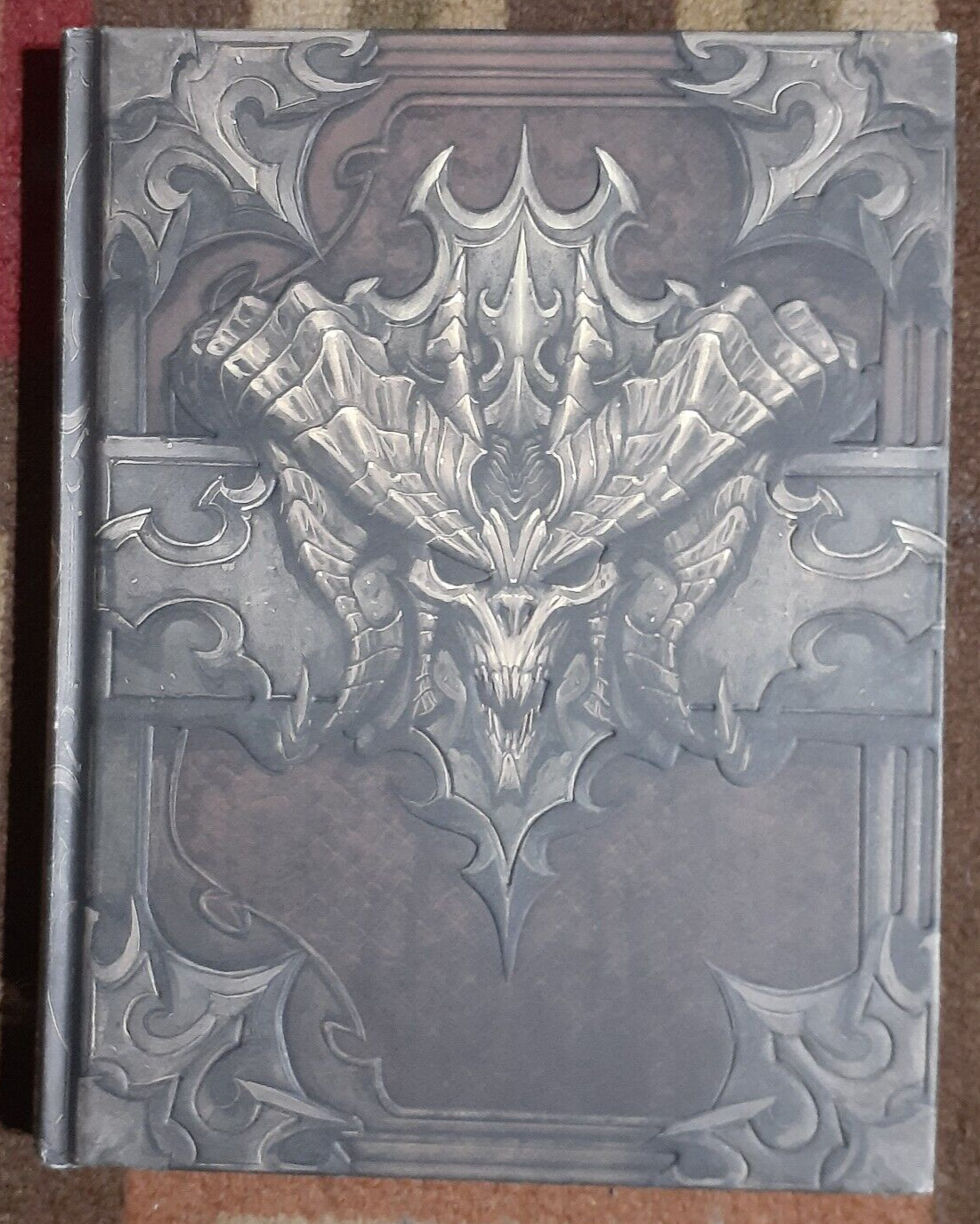 Diablo III Book Of Cain Hardback Art Book W/Foldout Poster