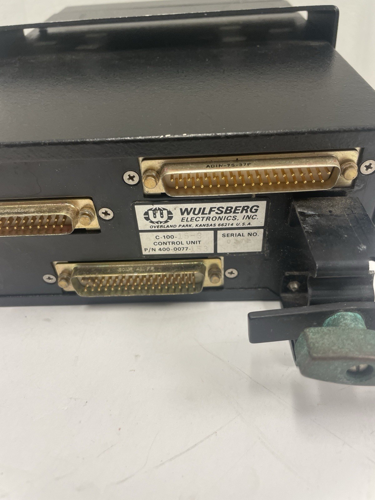 Wulfsberg Electronics C-100 Control Unit Transceiver Radio With Microphone