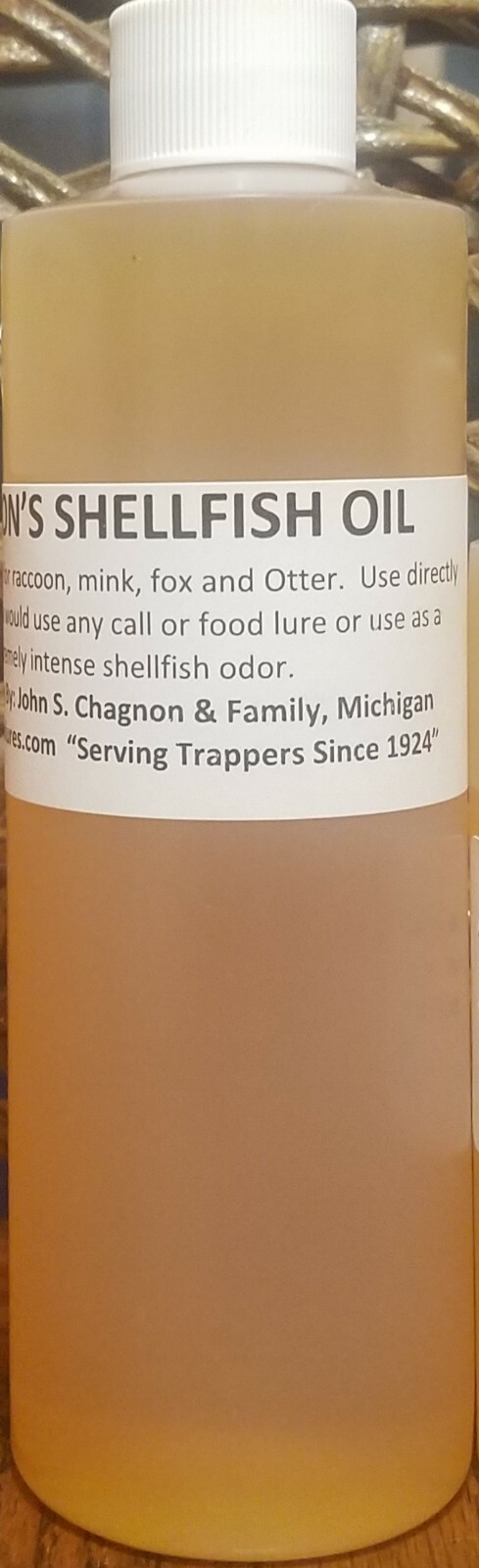Lenon's Shellfish Oil Is A Great Attractant for Raccoon, Mink, Fox & Otter 8 oz.