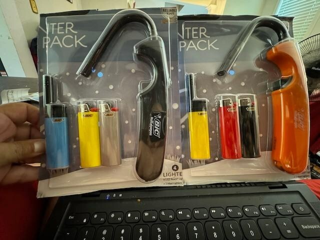 NEW LOT OF 2 BIC LIGHTER GIFT PACK 4 Lighters EZ Reach, Maxi, Flex Wand, Candle