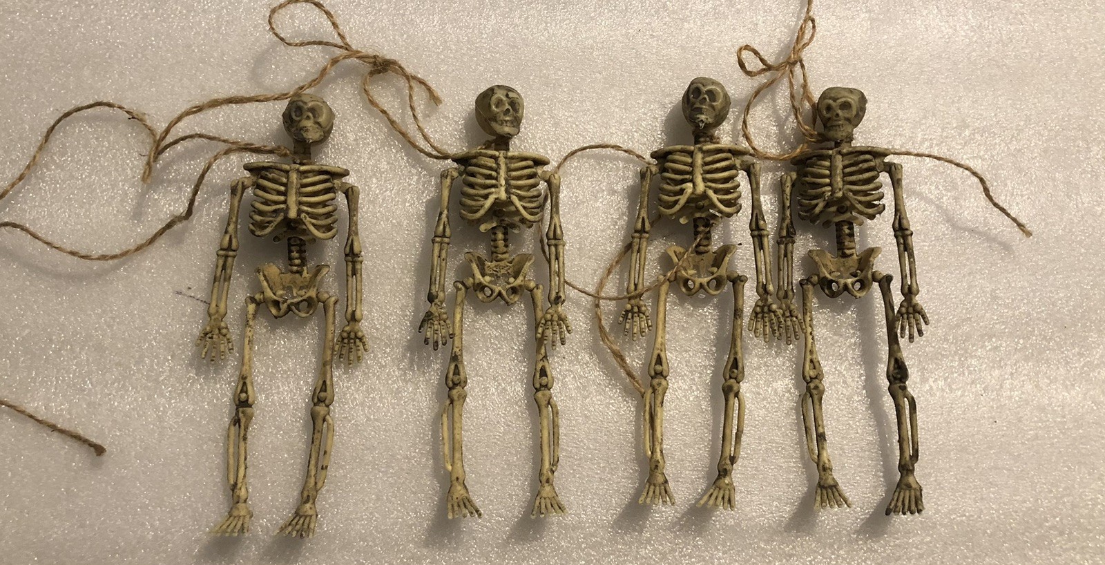 Halloween X4 Hanging Skeleton Decorations GS1D23