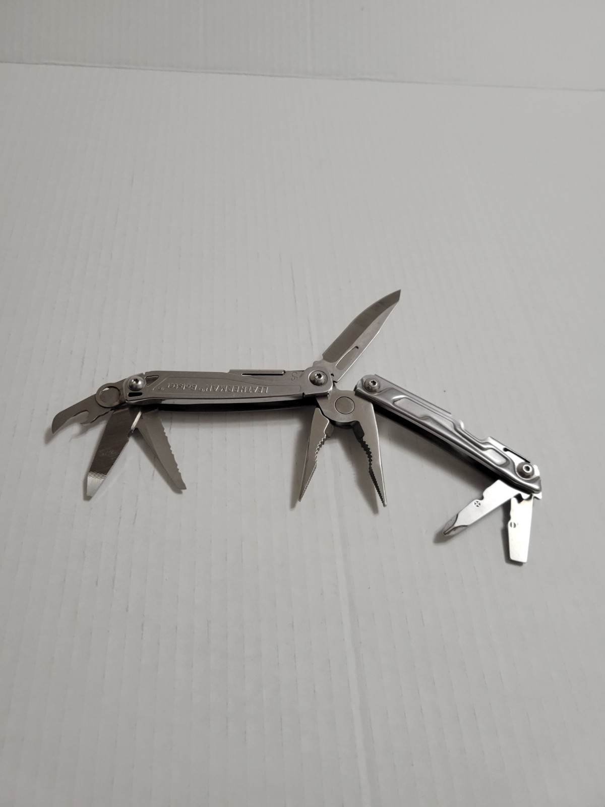 Leatherman Bolster Folding Multi-Tool Pliers Knife, Stainless Steel Silver
