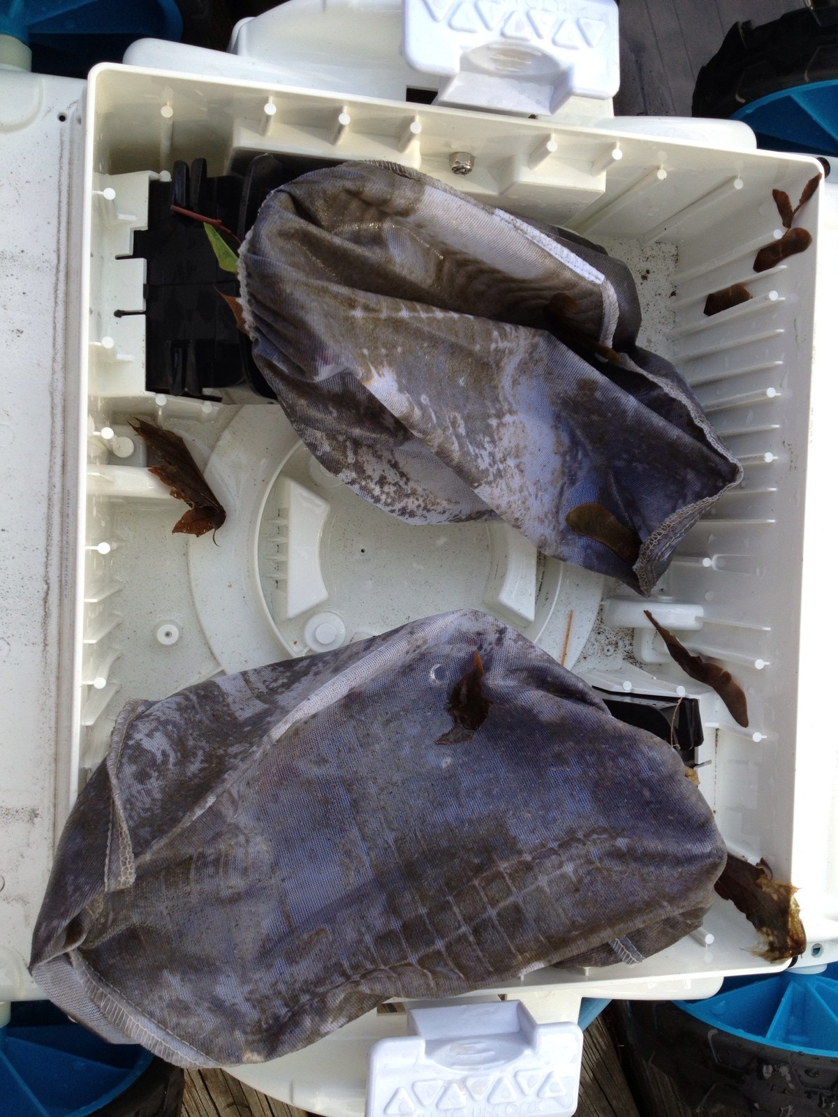 Aquabot Pura Disposable Reusable Filter Bags Makes life easy!