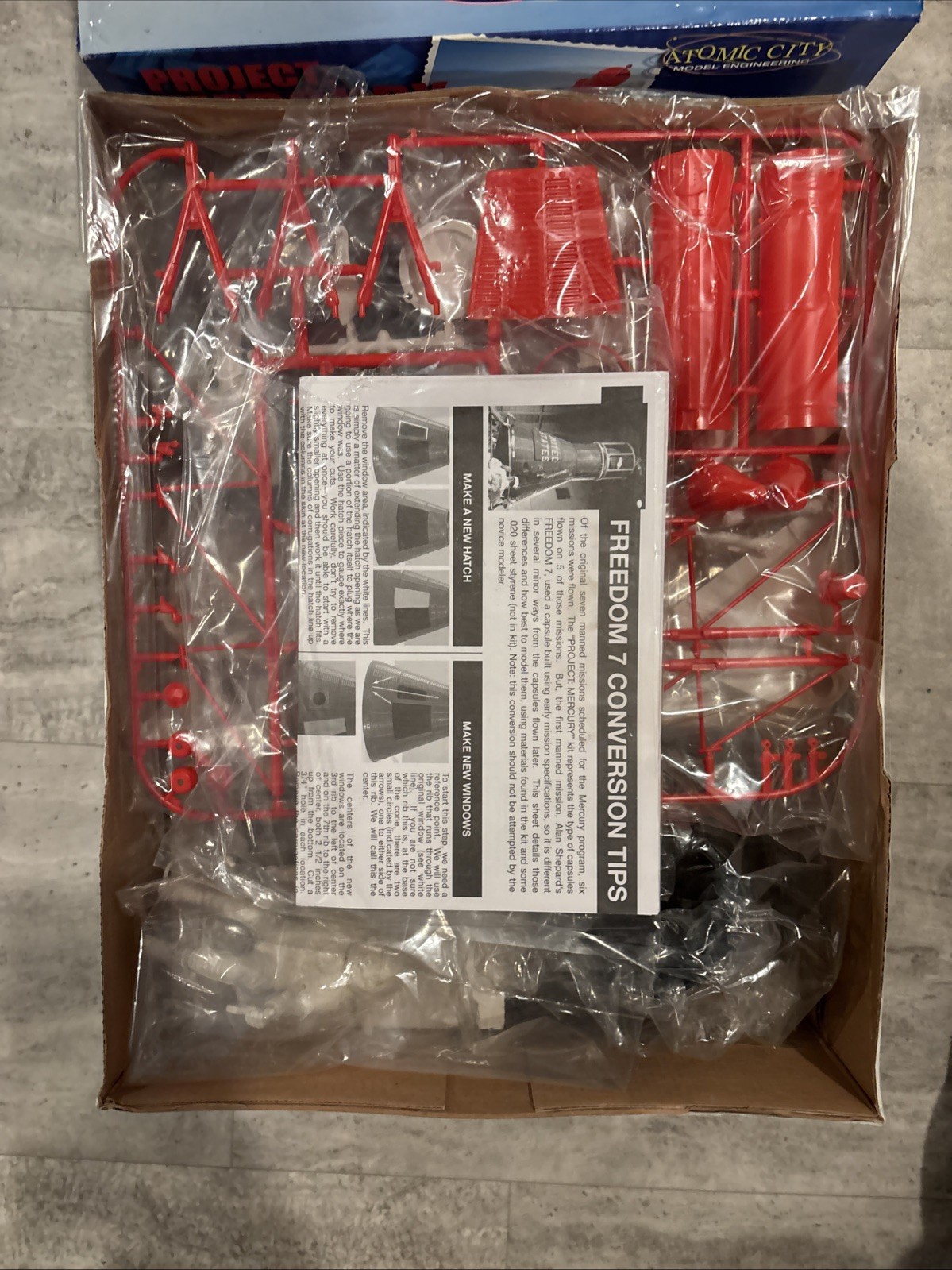 Atomic City 1/12 Mercury Capsule Plastic Model Kit 0062001