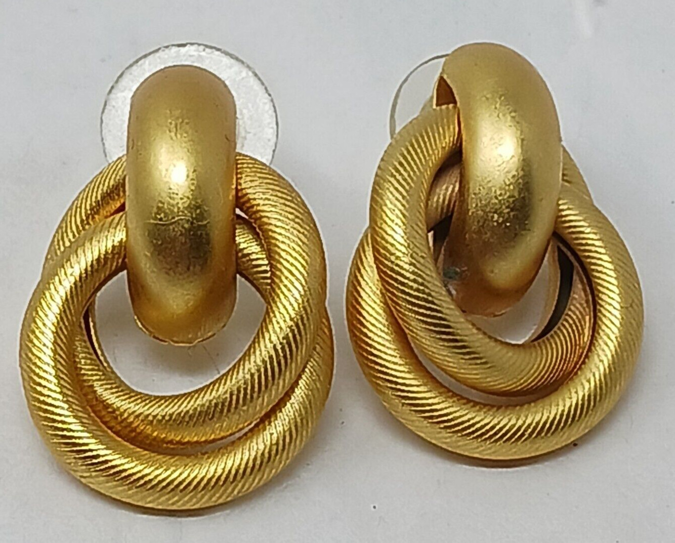 Brushed GoldTone Knotted Door Knocker Look 1.25 in. Long 80-90's VTG #G-4