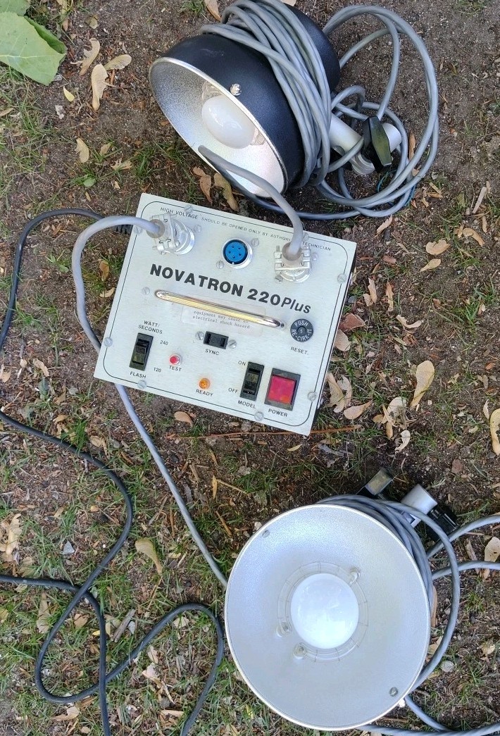 Novatron 220 Plus Studio Lighting