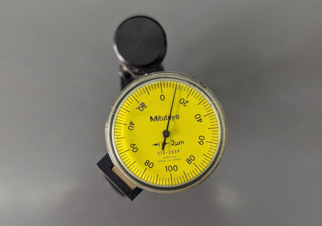 Mitutoyo 513-255F Pocket Dial Test Indicator 2µm 0.002mm w/ Fine Adjust Fixture