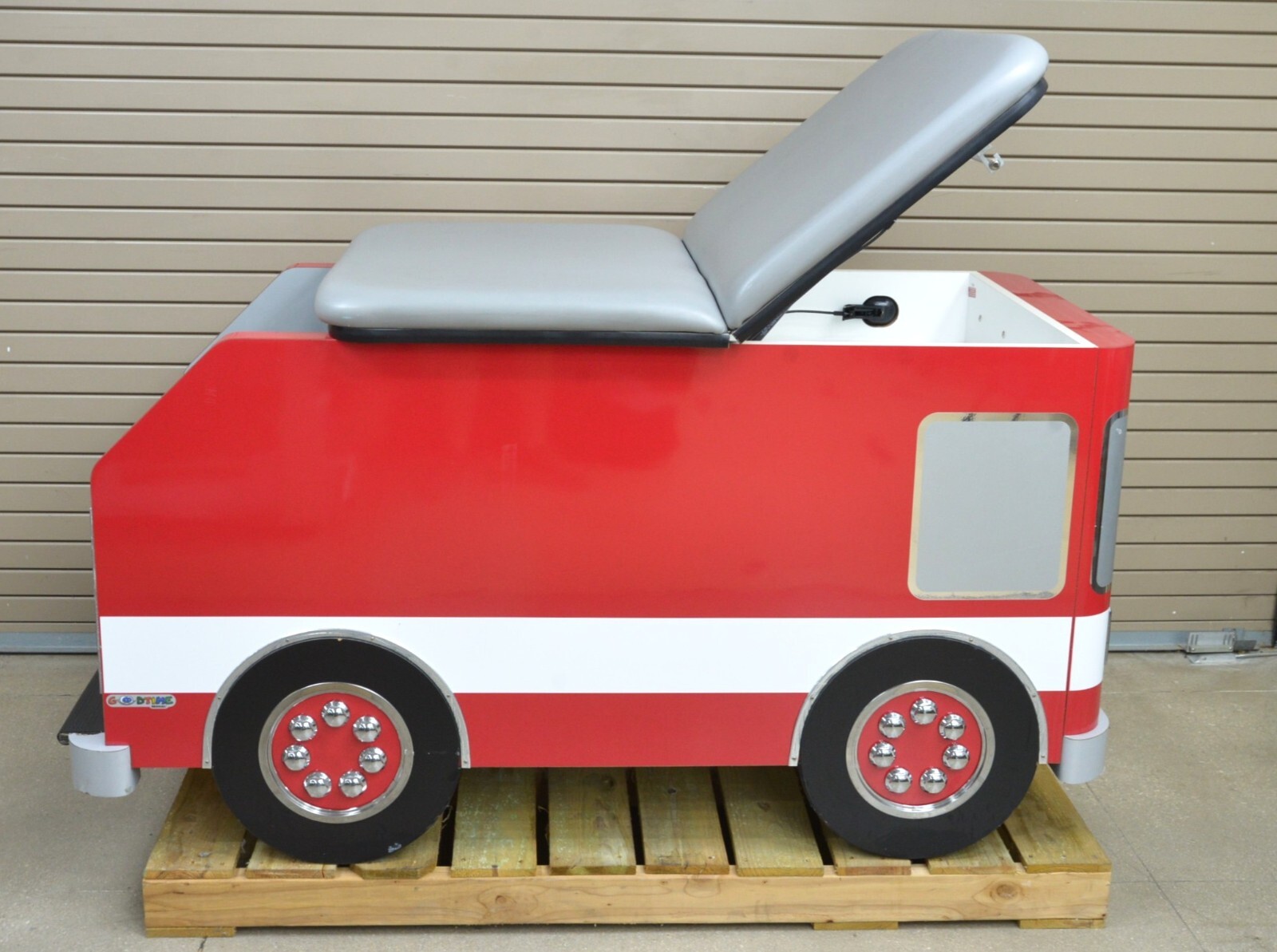 Good Time Medical Fire Engine Pediatric Exam Table