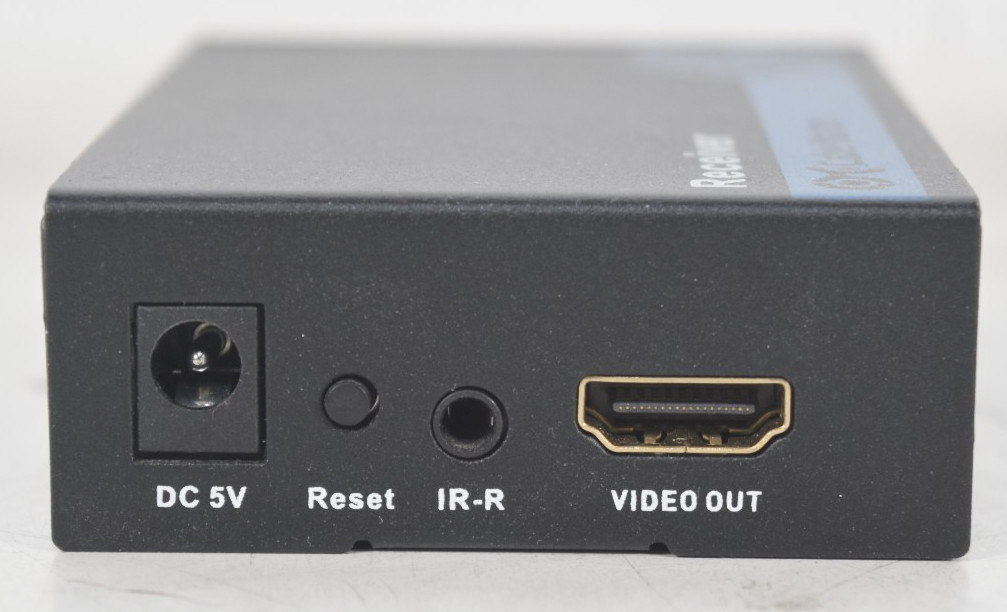 Cable Matters HDMI Extender over CAT6 103002 Transmitter and Receiver