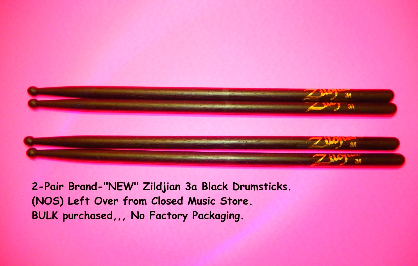 Zildjian Drumsticks 3a,  BLACK drumsticks, Wood Tip ROCK drumsticks, 2 pair