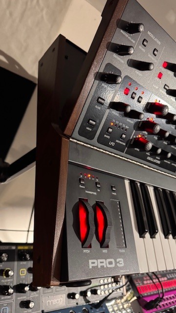 Sequential pro 3 Special Edition Mint Cond in box with manual