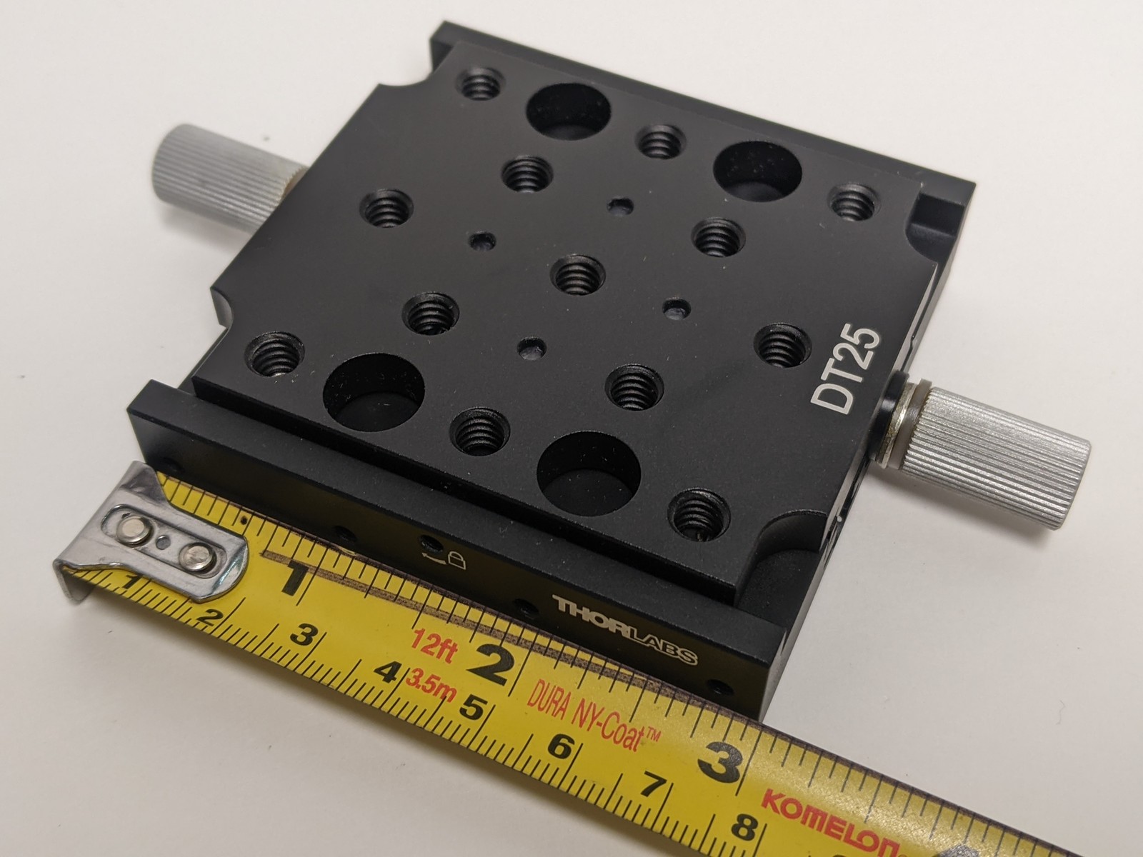 Thorlabs DT25 1-Inch Dovetail Linear Translation Stage 1/4-20 Taps