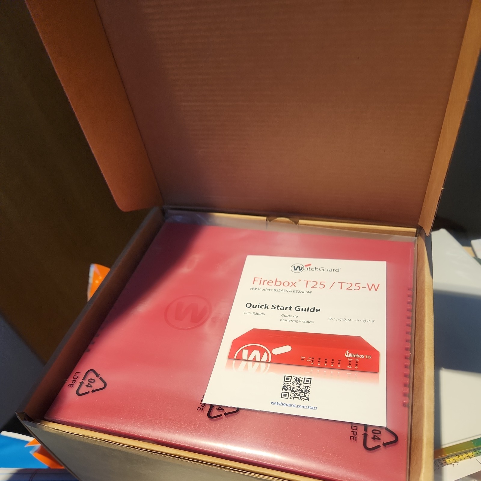 WatchGuard Firebox T25  1 YR
