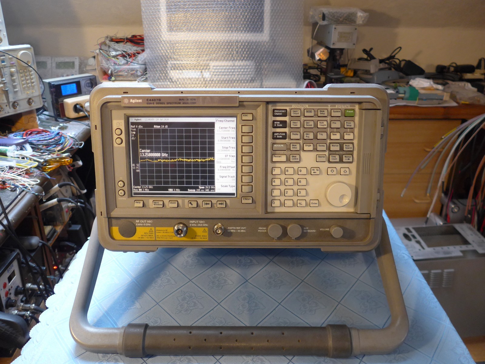 Agilent E4407B Spectrum Analyzer 9kHz - 26.5GHz