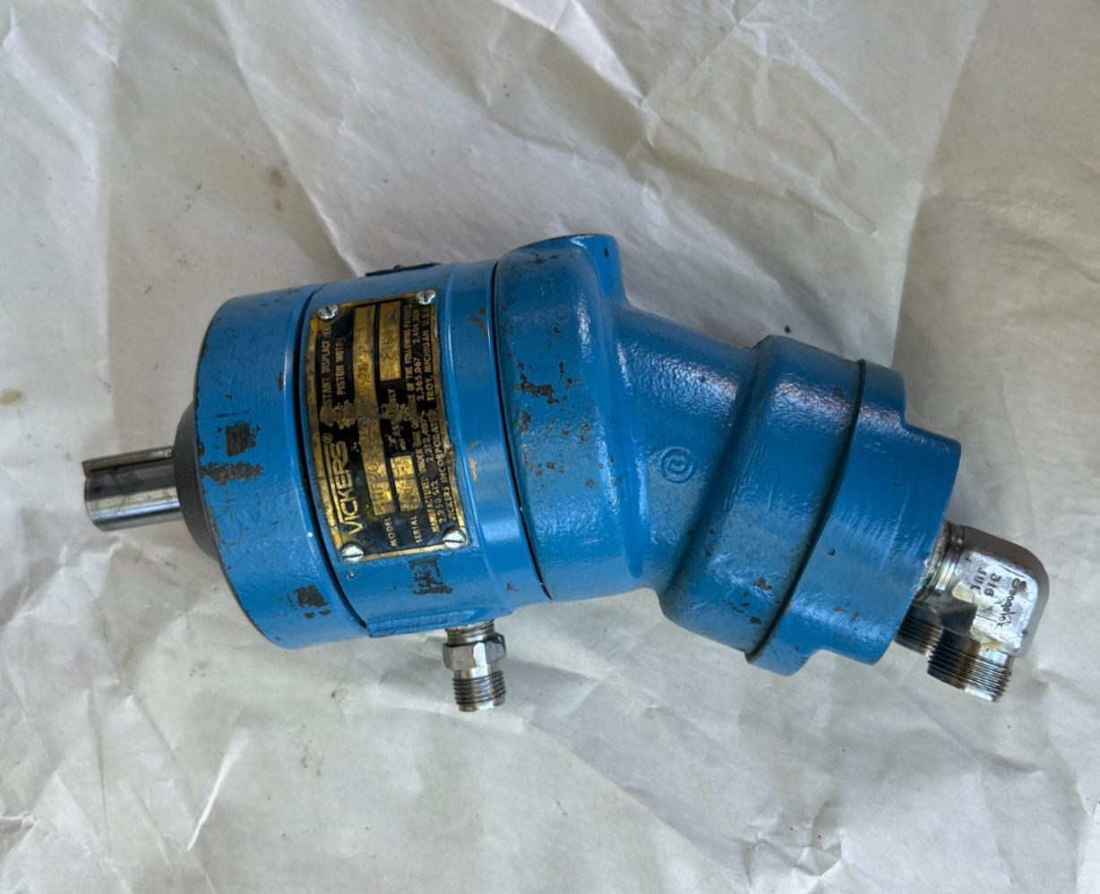 Vickers MF2003-30-15-20 Bent Axis Hydraulic Piston Motor MF2003 30 15 20