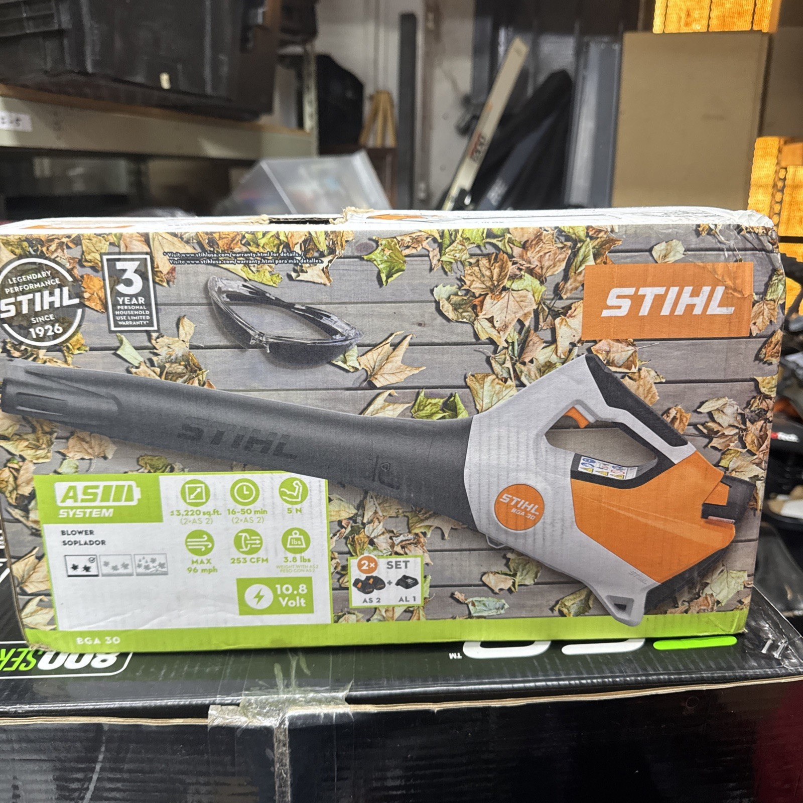 STIHL BGA 30 NEW IN BOX BLOWER W/ Battery & Charger FREE SHIPPING