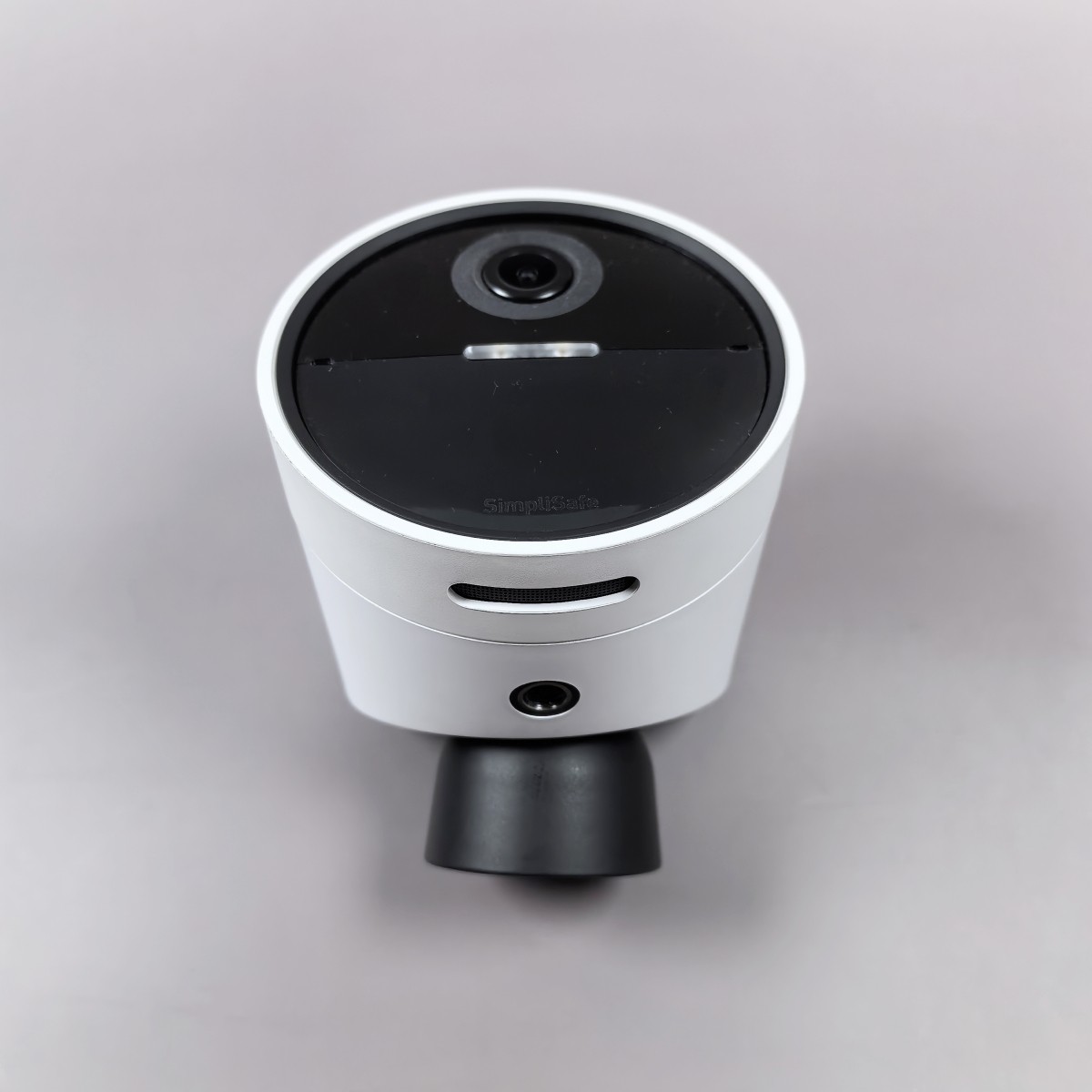 SimpliSafe Wireless Outdoor Security Camera 1080p Motion CMOB1 2-Way Audio