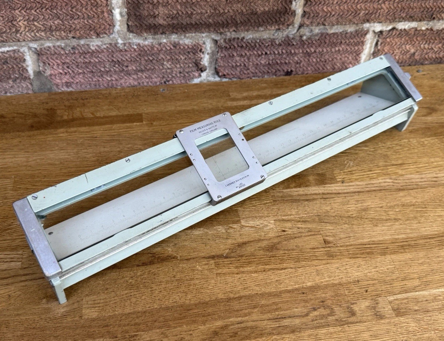 Vintage 18” Hilger & Watts London L85 Film Measuring Rule Sliding Ruler Old Tool